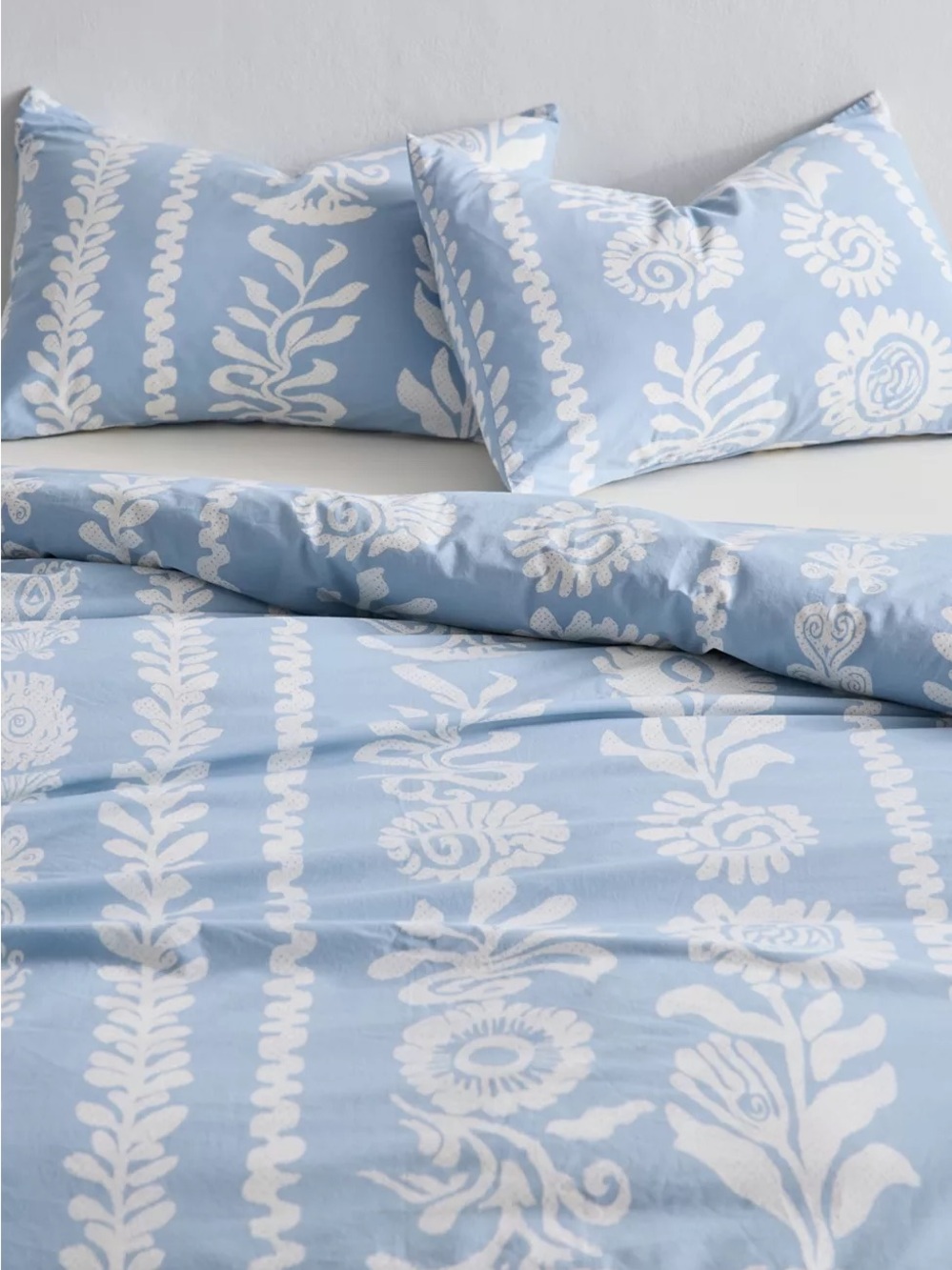 Urban Outfitters Mara Coastal Icon Striped Patterned Duvet Cover Set